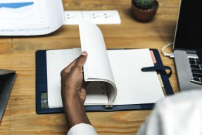 私人借钱5000微信,本文探讨十款有哪些借款平台不看征信可以下款的